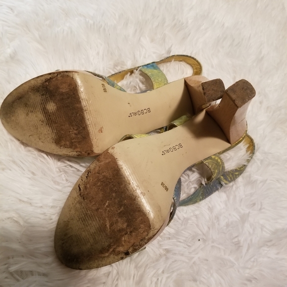 PRICE FIRM - Bcbg Platform Sandals - Picture 6 of 6